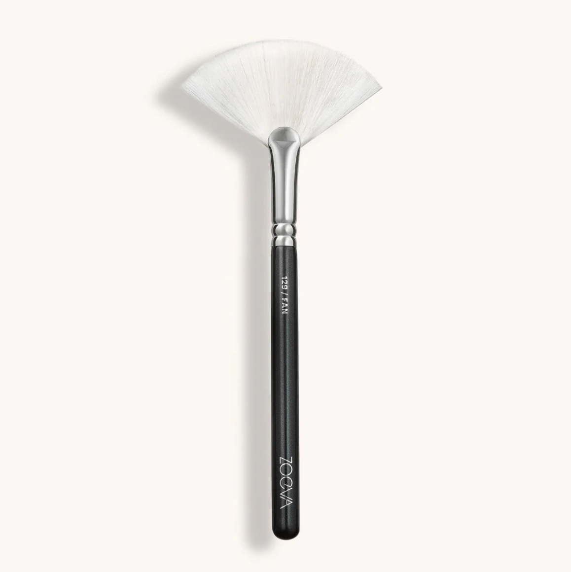 Zoeva 129 Fan Brush ( Vegan Highlighter Brush )