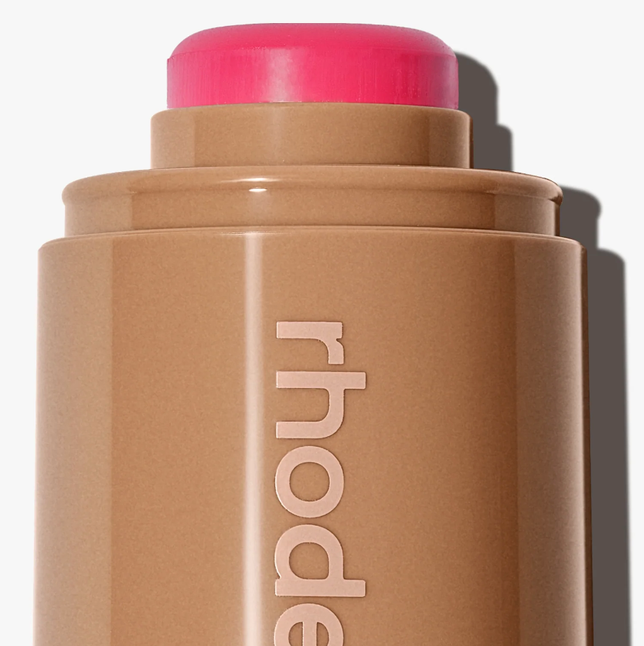 Rhode pocket blush - 5.3g / 0.18 oz.