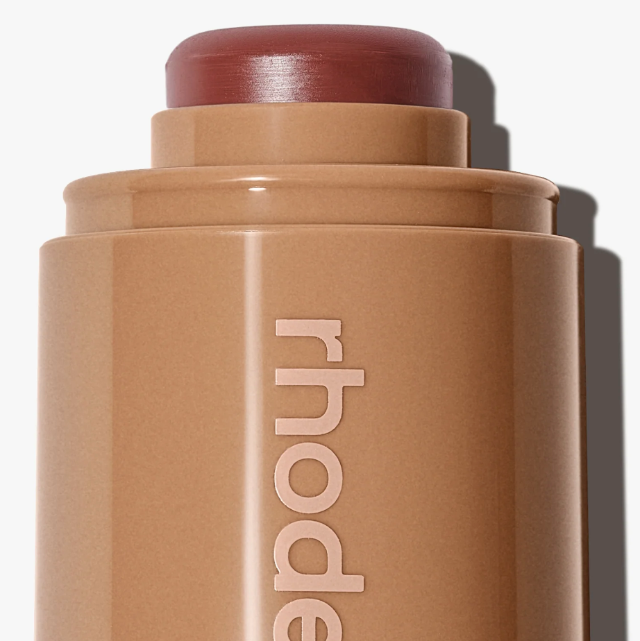 Rhode pocket blush - 5.3g / 0.18 oz.